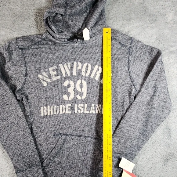 Newport Rhode Island Hoodie Women's Size Small Gray Pullover NWT MV Sport - Picture 5 of 7